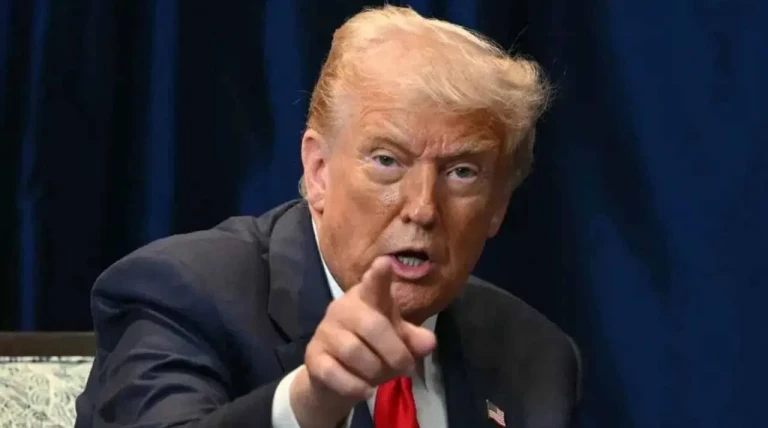 us-president-donald-trump-strong-warns-iran.webp